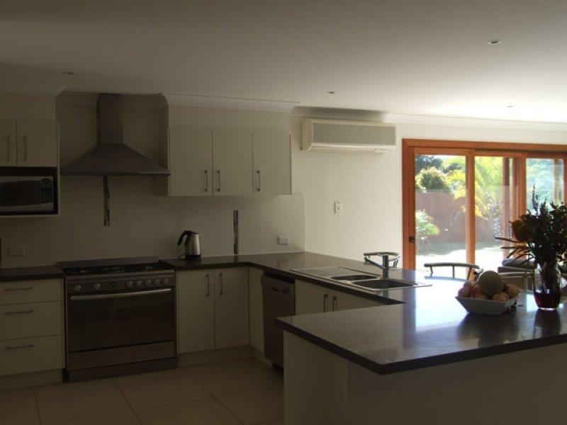 51 Mahogany Drive PELICAN WATERS QLD, Pelican Waters - Thumbnail 4