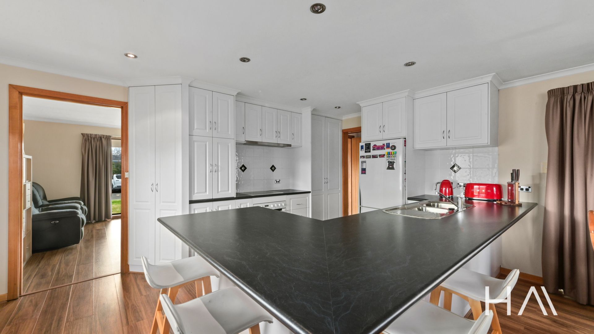 96 Rowland Crescent Summerhill, Summerhill - Thumbnail 8