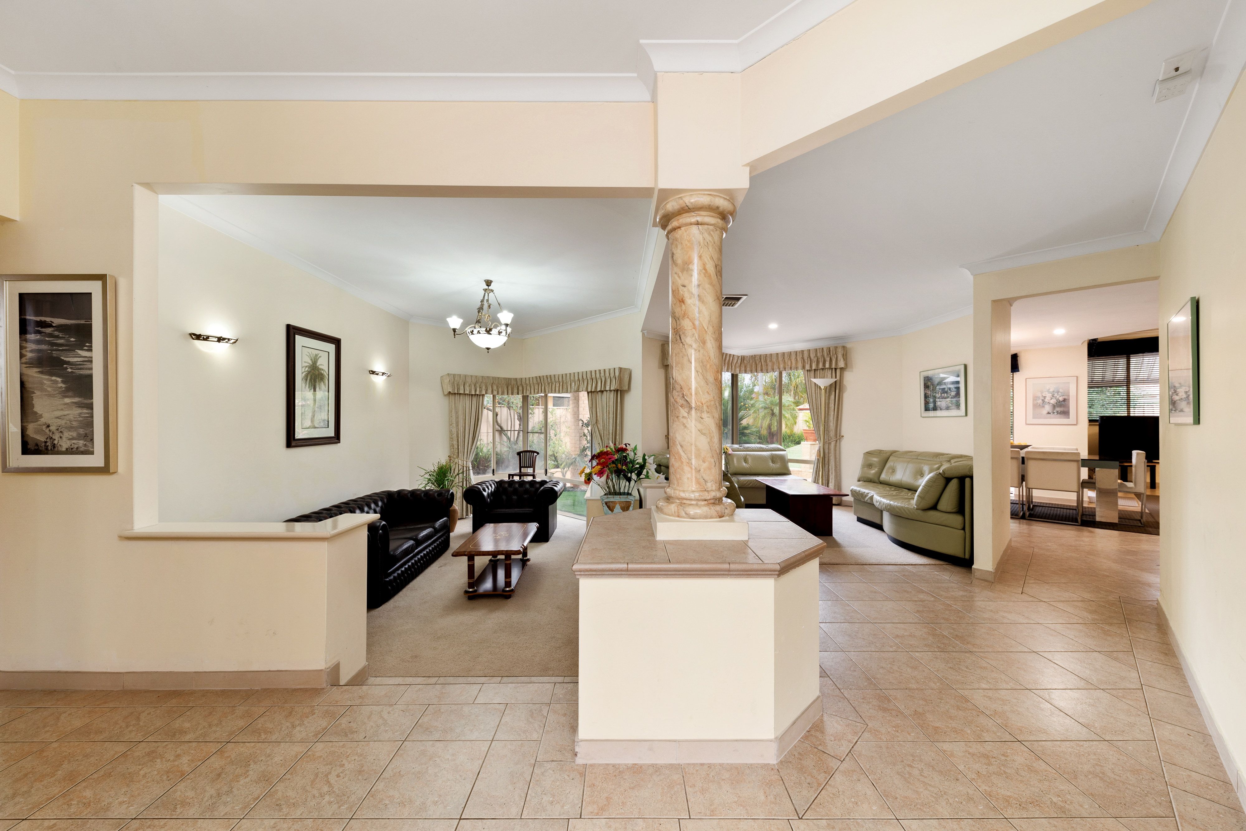 Real Estate For Sale 68 Alexandria Boulevard Canning Vale , WA