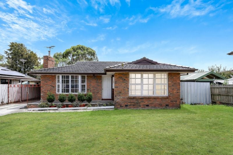 35 Huskisson Avenue, Lalor