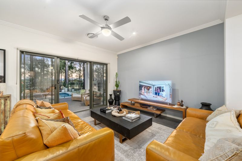 Real Estate For Sale 18 Warburton Street Murrumba Downs , QLD