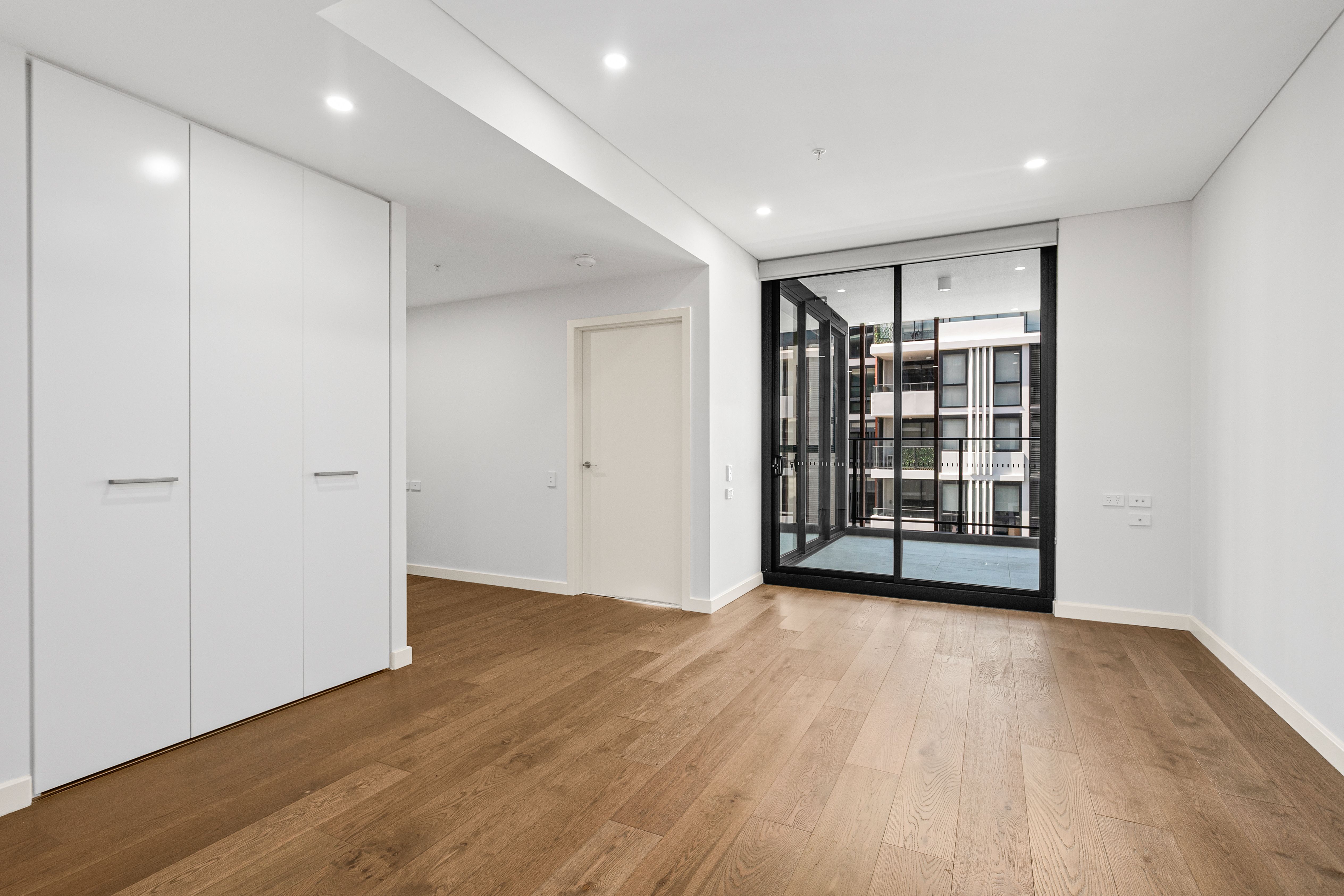 703/7 Garrigarrang Avenue, Kogarah