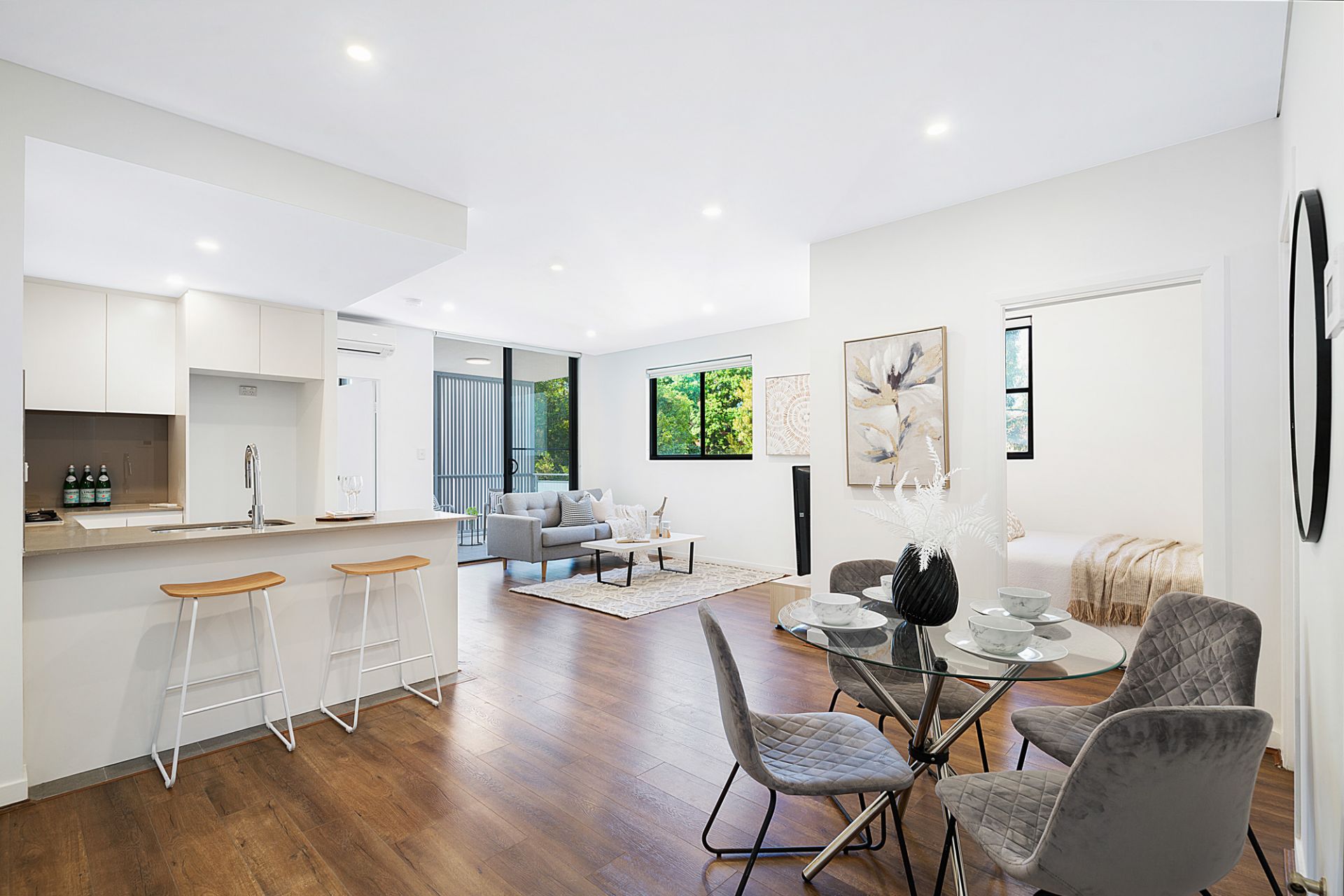 11/51-53 Loftus Crescent, Homebush, Homebush - Thumbnail 3