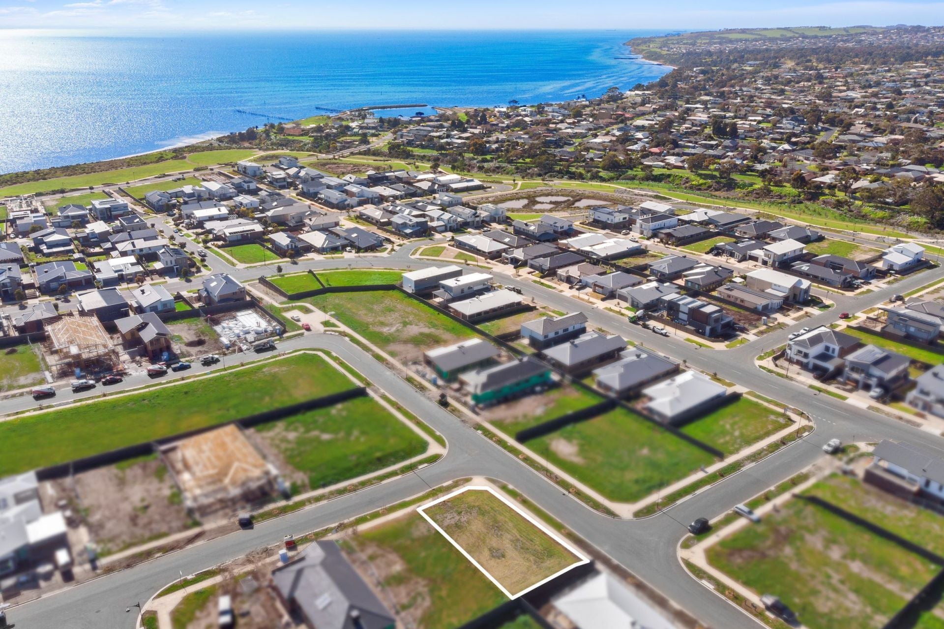16 Fairwind Street Curlewis VIC, Curlewis - Thumbnail 2