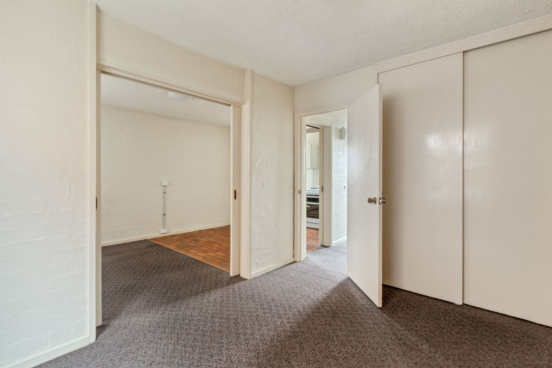 RENOVATED 1 BEDROOM!