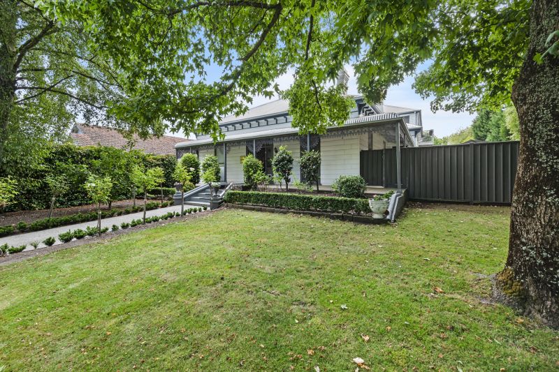 114 Doveton Street South, Ballarat Central, Ballarat Central - Thumbnail 4