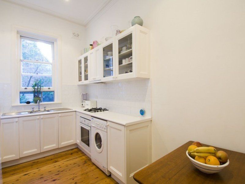 2/83 Kurraba Road NEUTRAL BAY NSW, Bay - Thumbnail 2