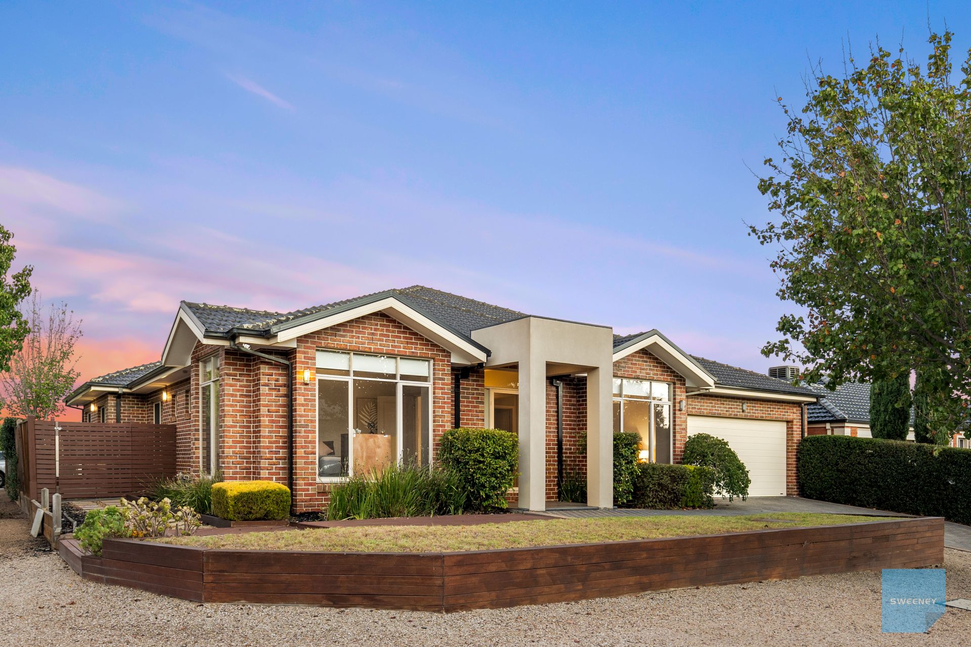 22 Swanston Court, Taylors Hill - Thumbnail 3