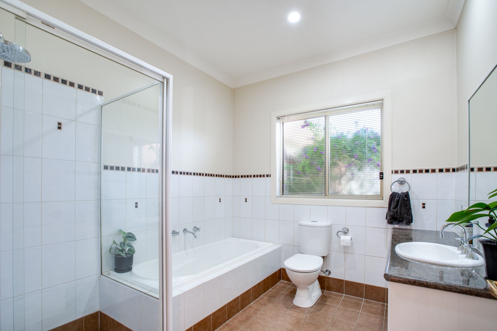 1/365 Fallon Street, North Albury Rudy Yonson Real Estate