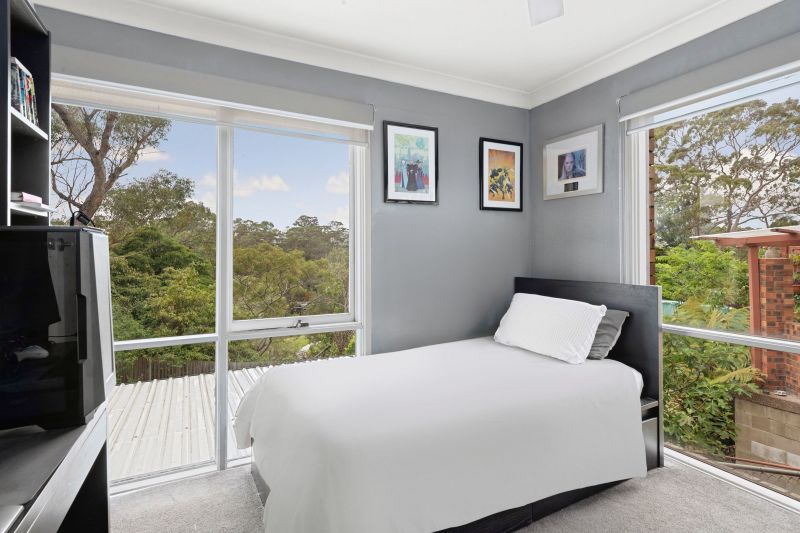 Real Estate For Sale 20 Ardrossan Road Engadine , NSW