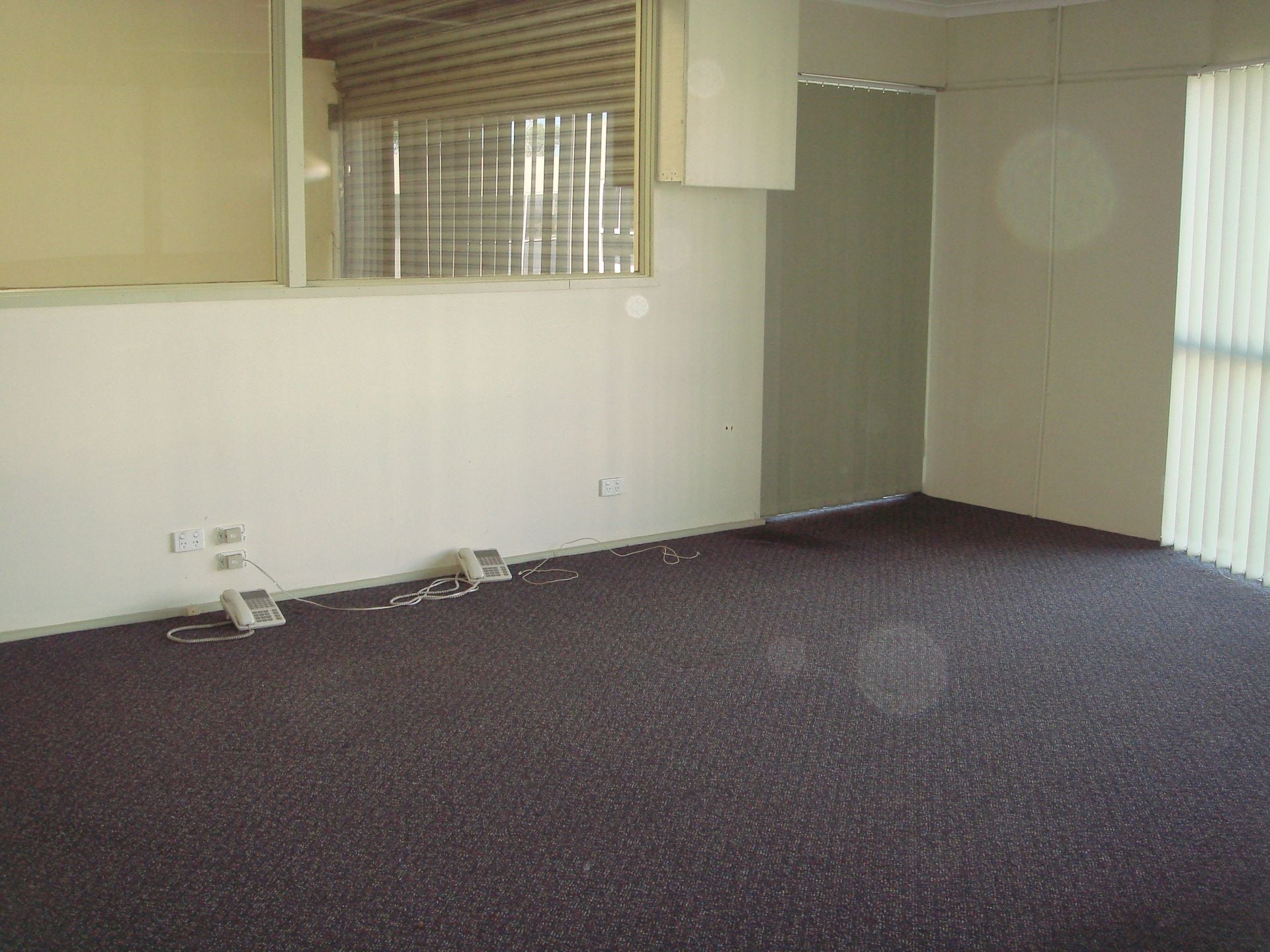 LEASED INVESTMENT OPPORTUNITY - MUST BE SOLD!!