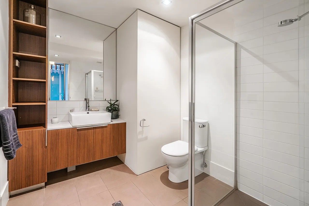 Modern 2-Bedroom Apartment in Northcote
