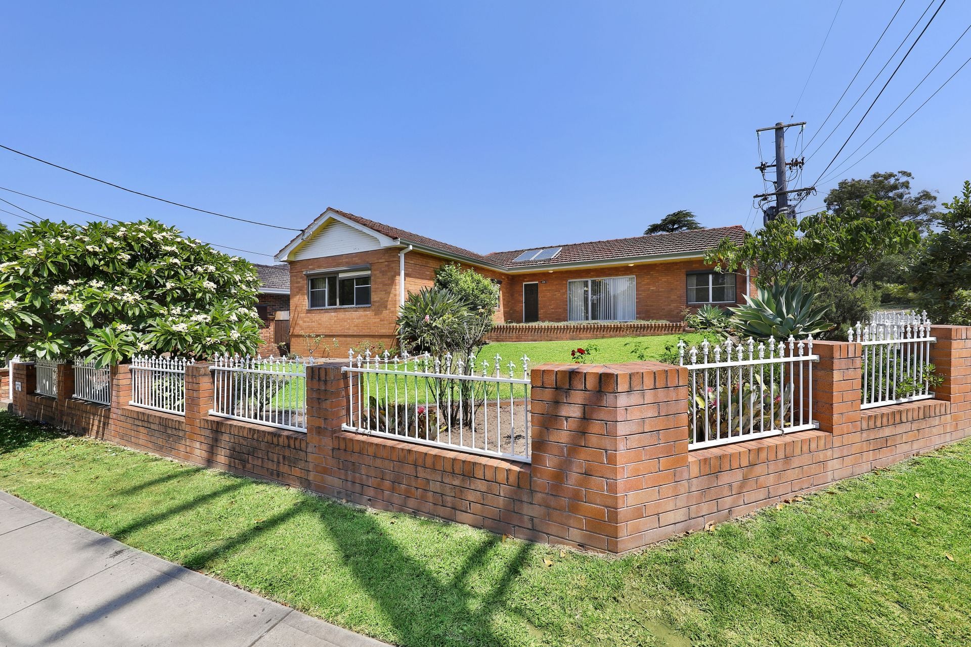 230 President Avenue, Miranda, Miranda - Thumbnail 2