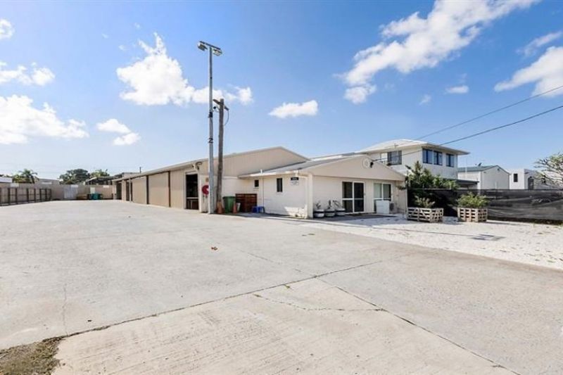 6 Villiers Drive Currumbin Waters QLD, Currumbin Waters - Thumbnail 6