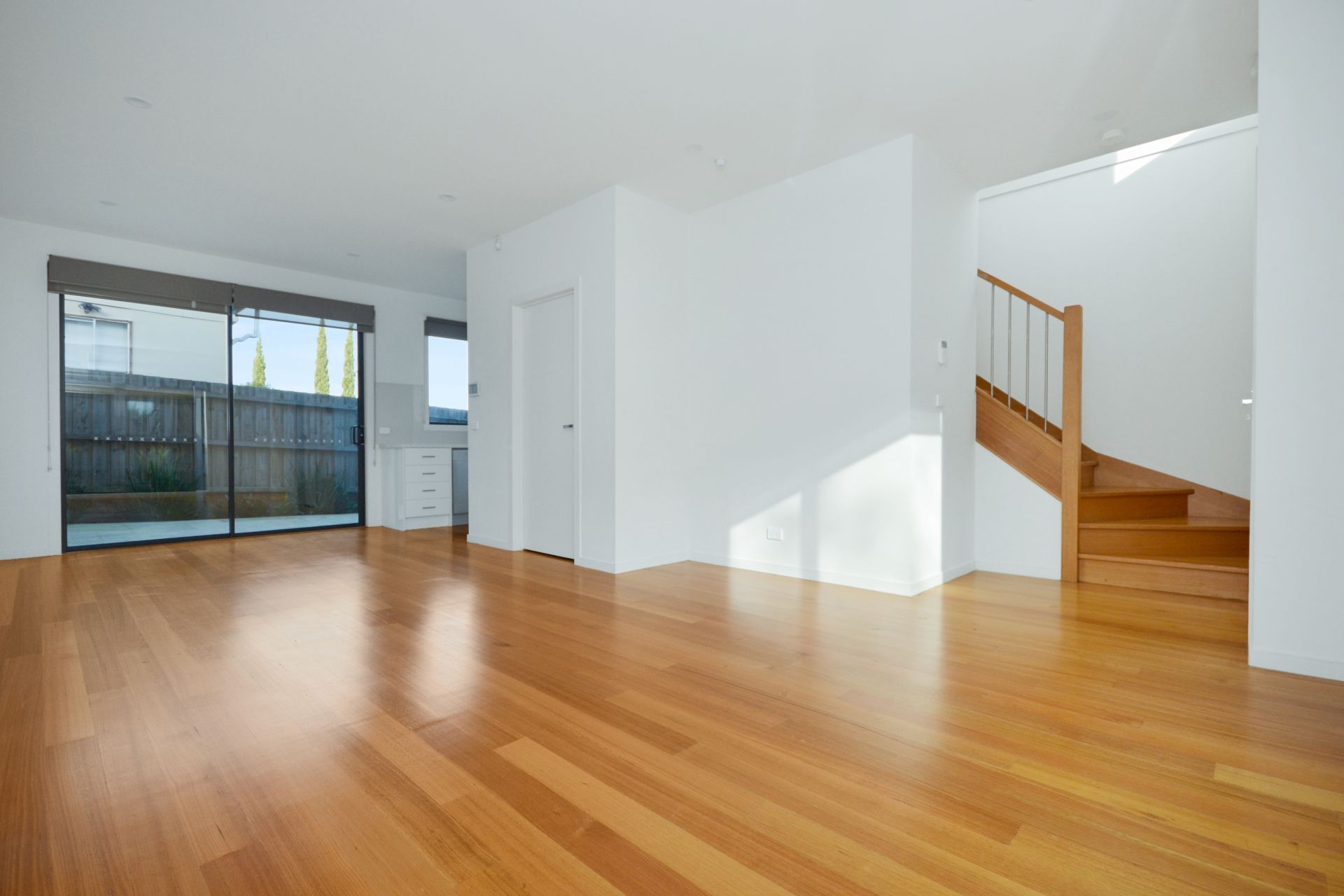 STYLISH MODERN LIVING