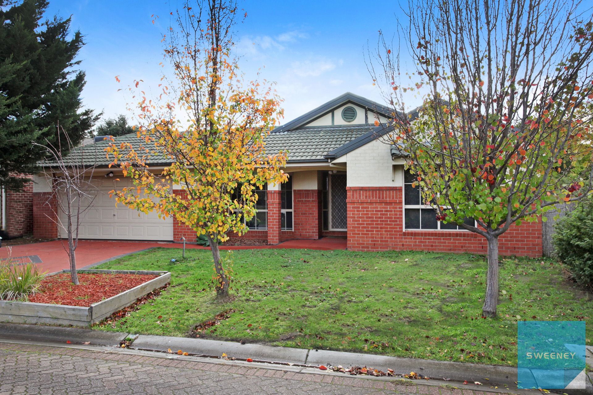 2 Northampton Crescent, Caroline Springs - Thumbnail 3