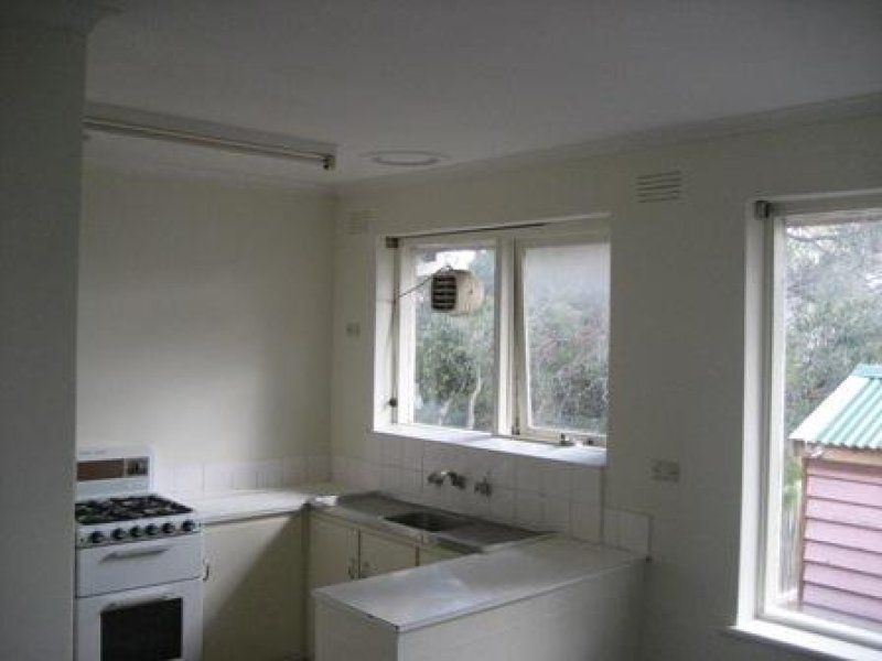 9/15 Simpson Street, Northcote