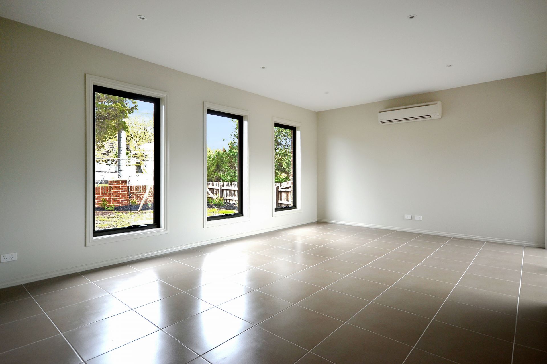 SPACIOUS TWO BEDROOM PLUS STUDY