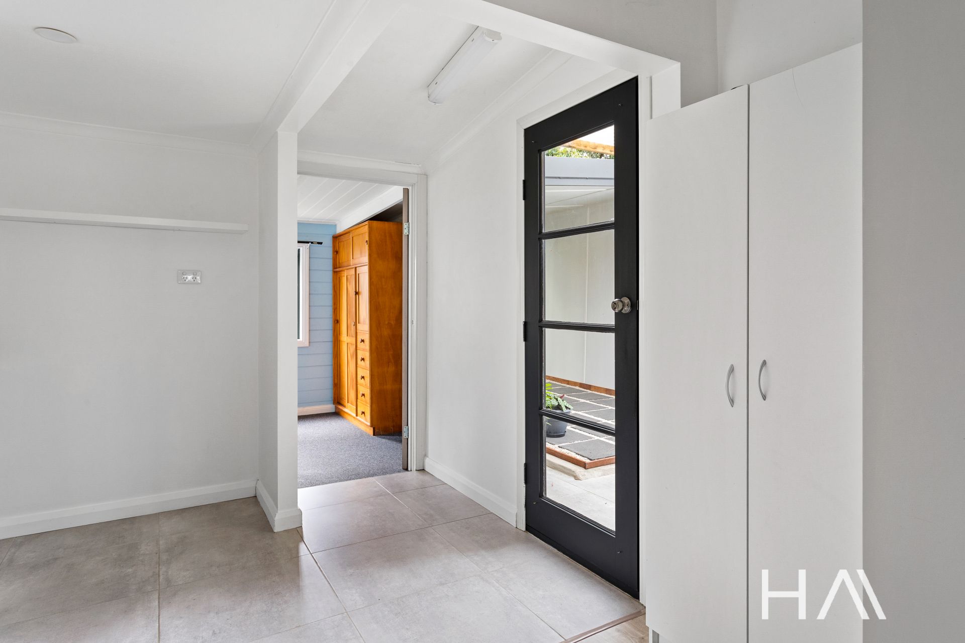 11 Post Office Road, Hillwood Harrison Agents