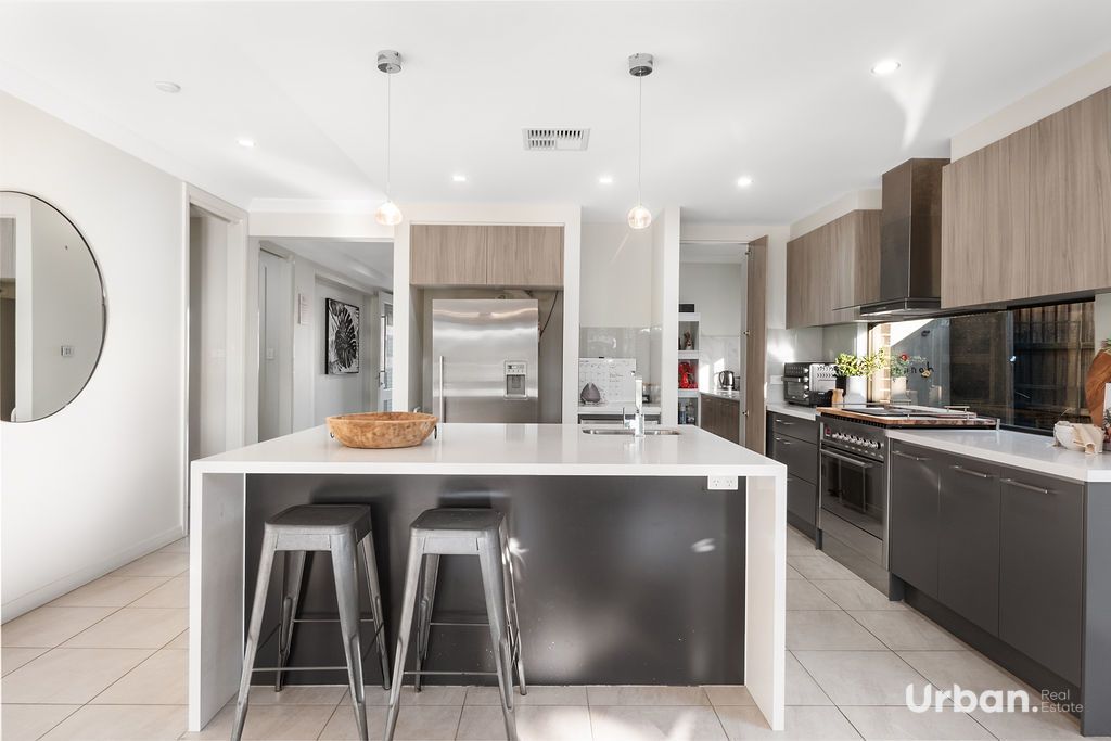 Colebee 40 Medallist Parade