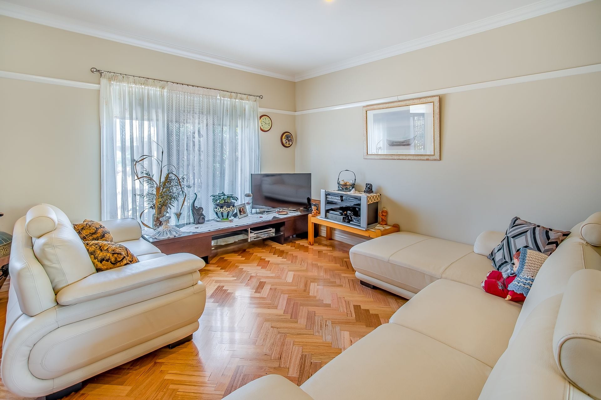 Enticing Low-Maintenance Lifestyle