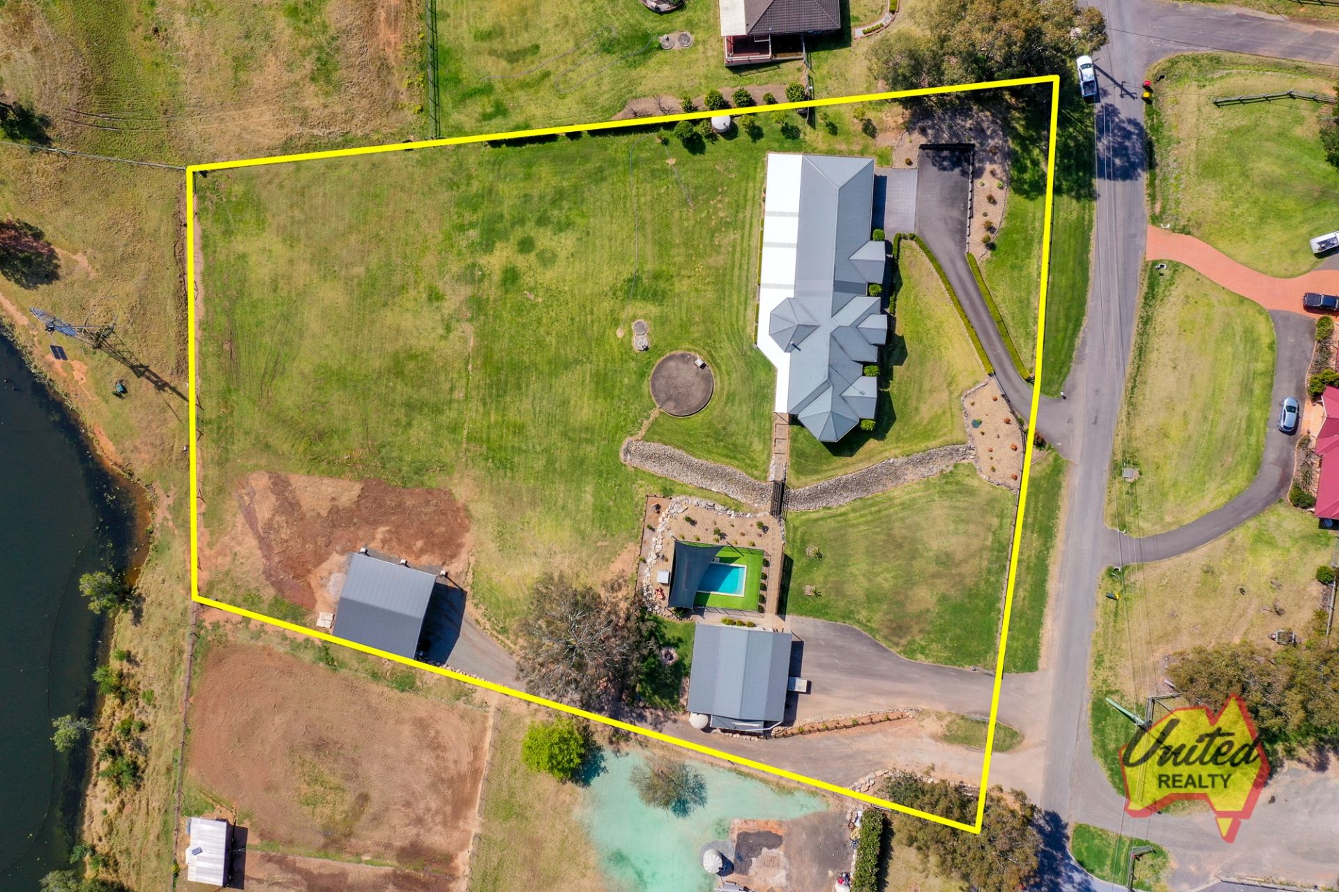 52 Woodlands Way, Orangeville United Realty