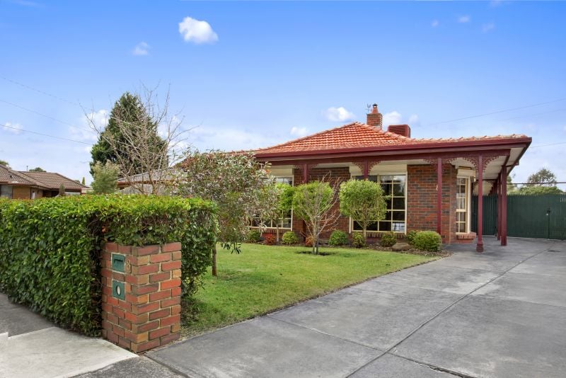 8 Heritage Drive, Mill Park