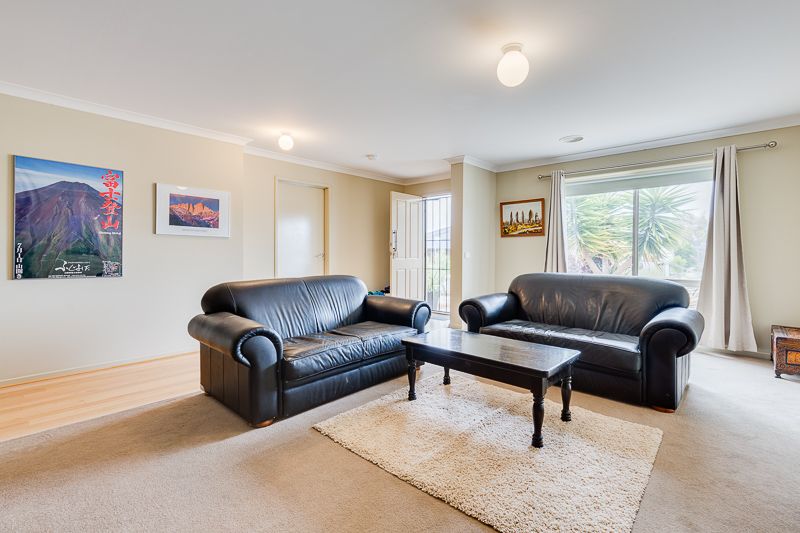 8 Simmons Drive, Bacchus Marsh - Thumbnail 8