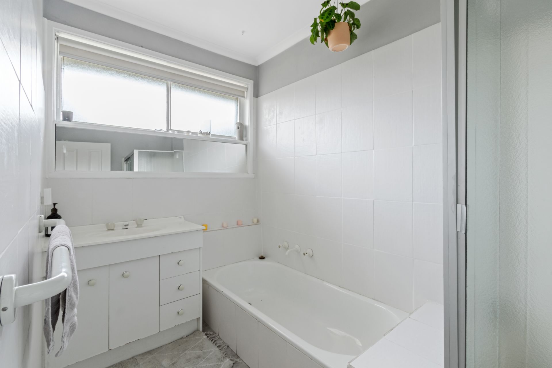 WELCOME TO YOUR MODERN SANCTUARY, WHERE LUXURY MEETS CONVENIENCE AT EVERY TURN