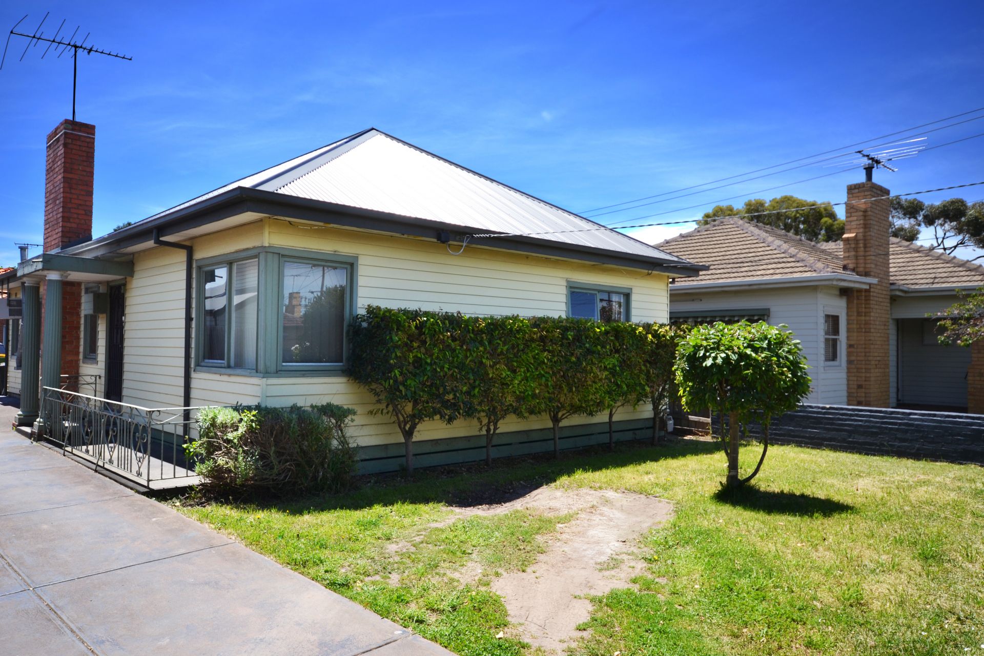 A PRISTINE FAMILY HOME