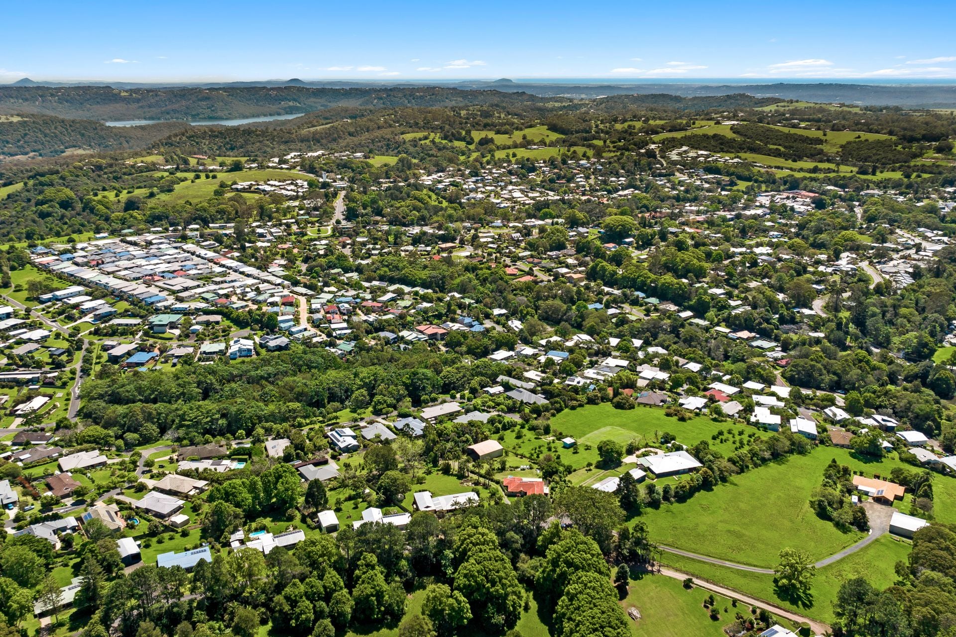 2/27 Hilltop Crescent Maleny QLD, Maleny - Thumbnail 2