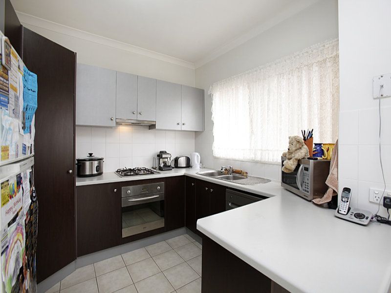 22 Kensington Crescent, Altona Meadows - Thumbnail 6