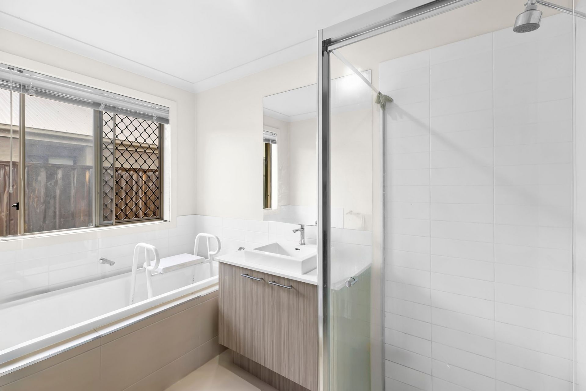 8 Holland Street, Bellbird Park