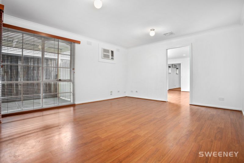 10 Rosebery Street, Altona Meadows - Thumbnail 6