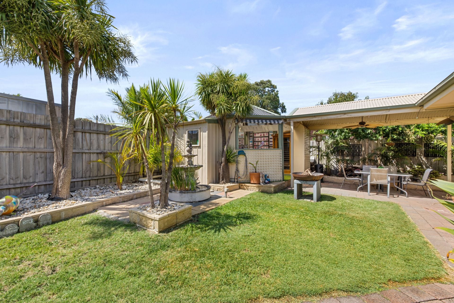 Indoor-Outdoor Spaces For An Unmatched Family Lifestyle