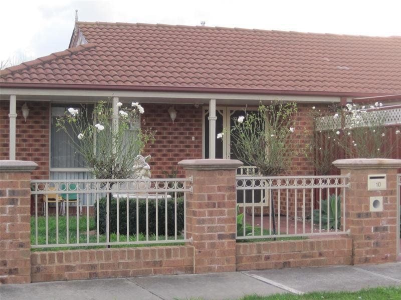 BEAUTIFUL HOME IN A PRIME LOCATION !!!