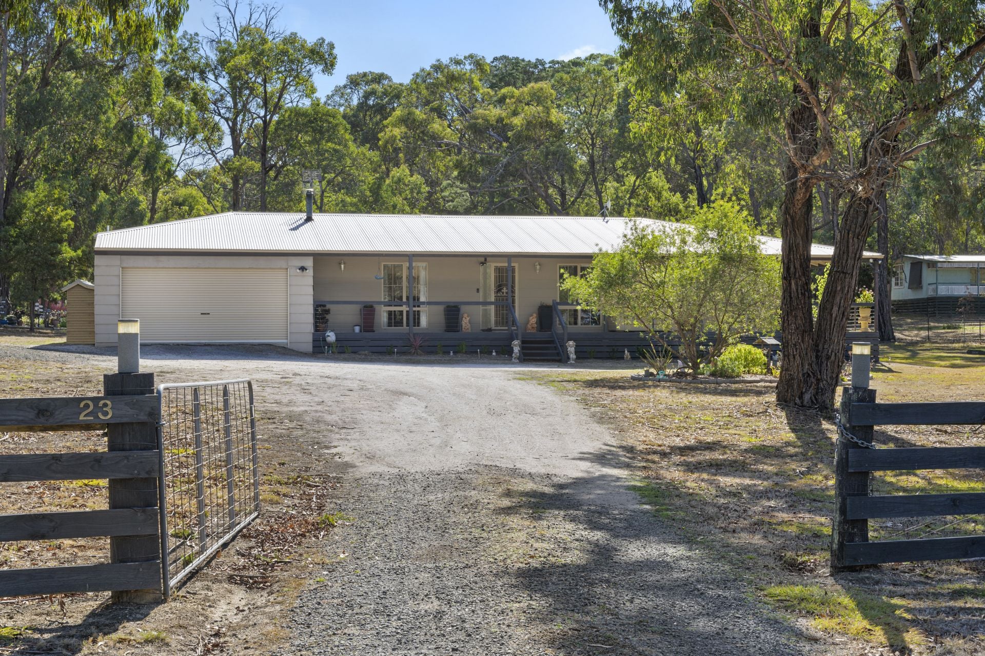 23 Cochrane  Drive, Snake Valley, Snake Valley - Thumbnail 3