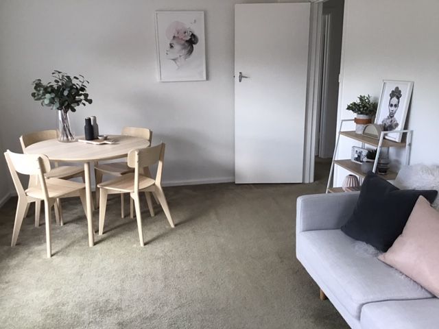 Spacious, light & bright