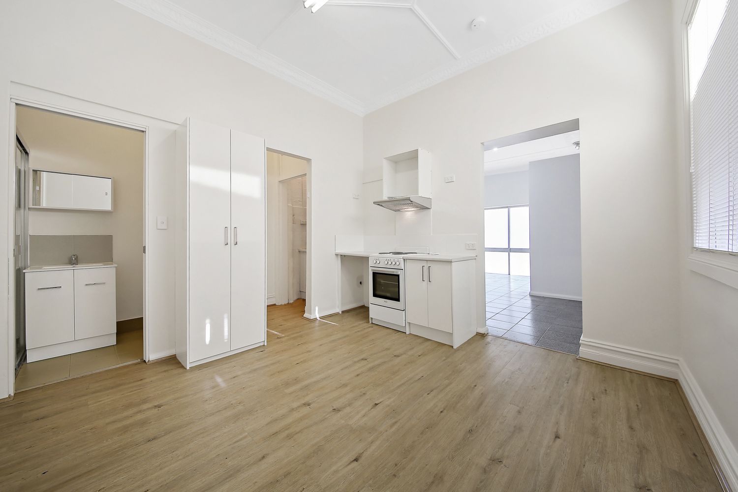 Renovated One Bedroom Apartment