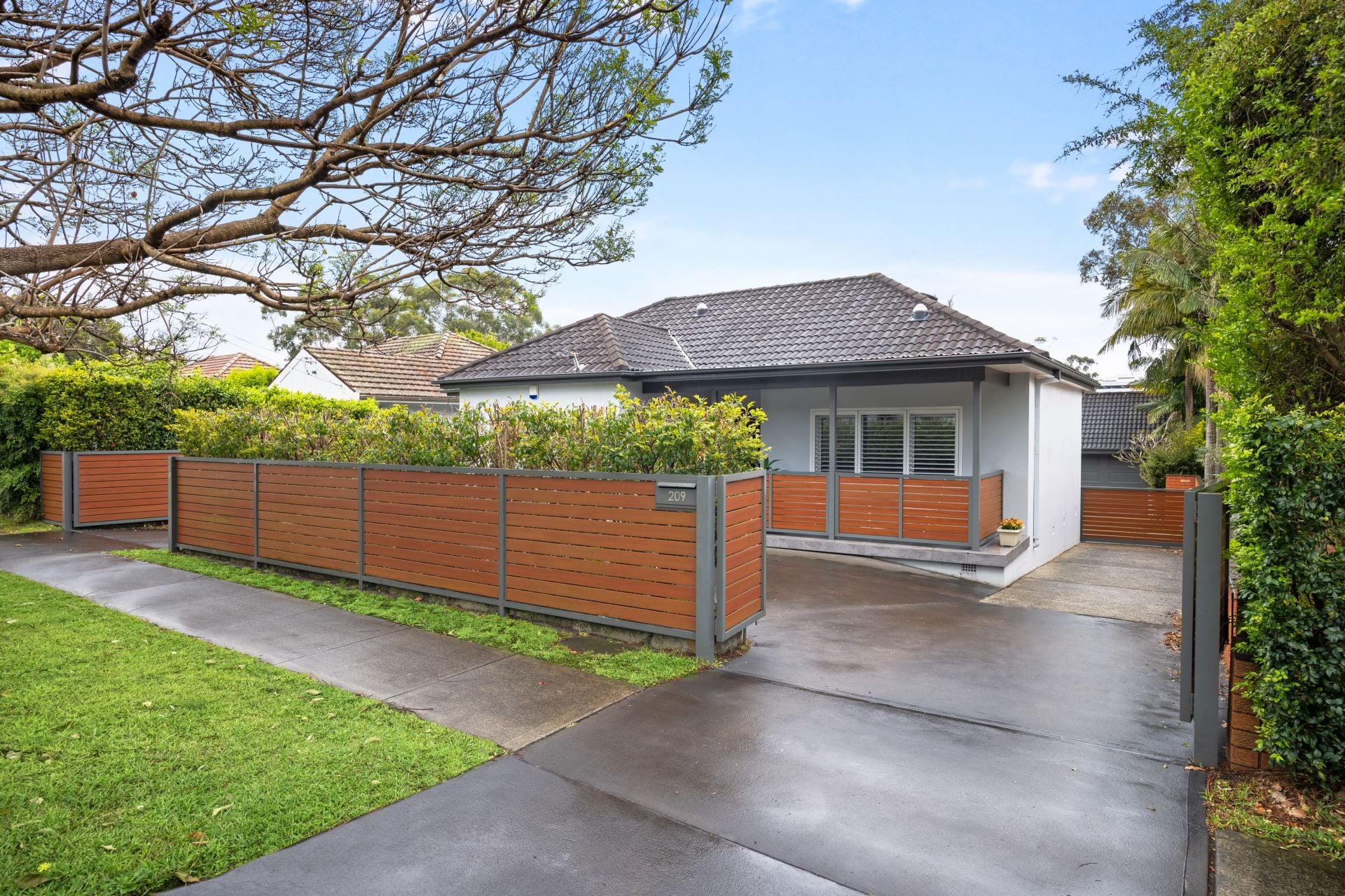 209 President Avenue, Miranda, Miranda - Thumbnail 2