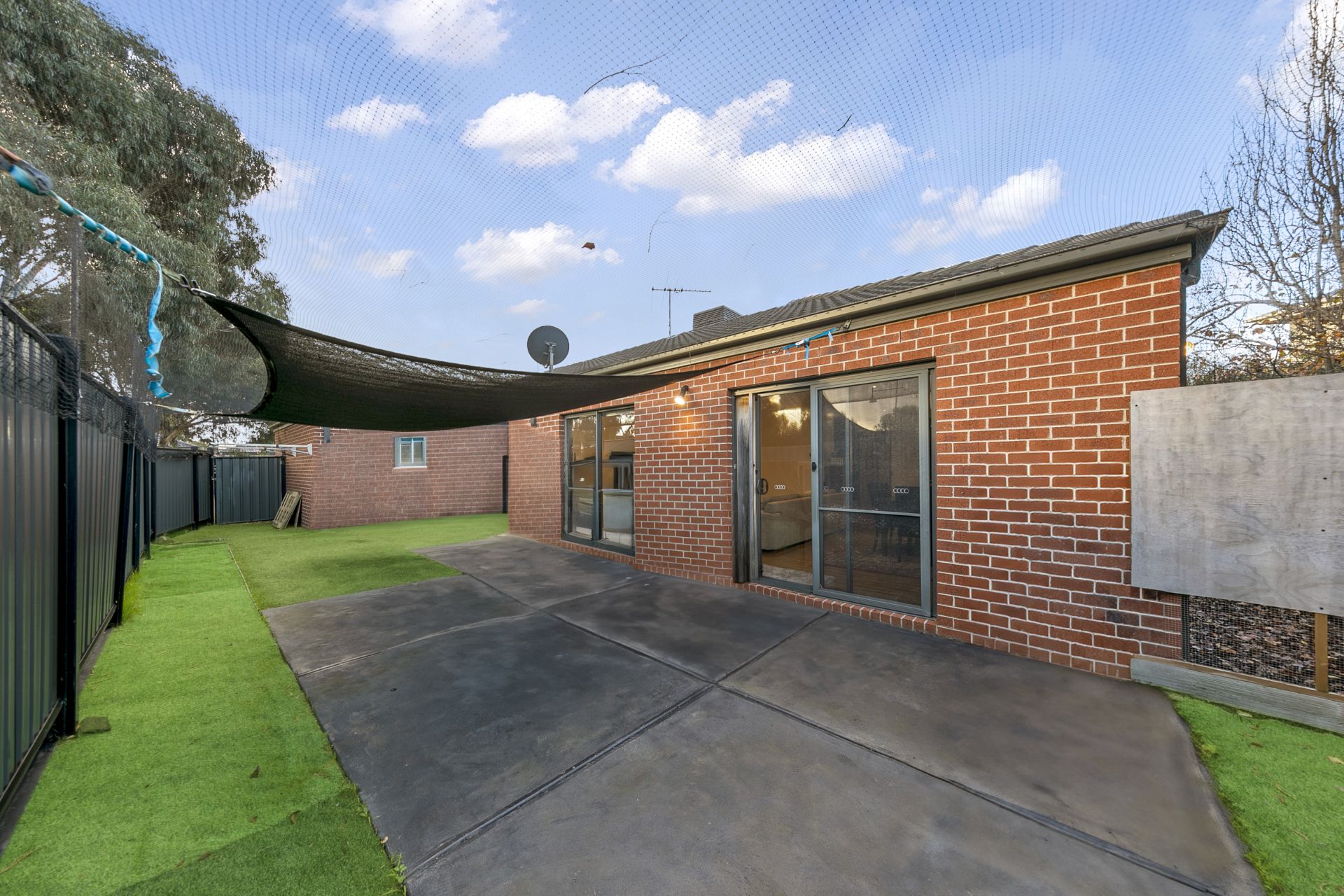 UNDER OFFER