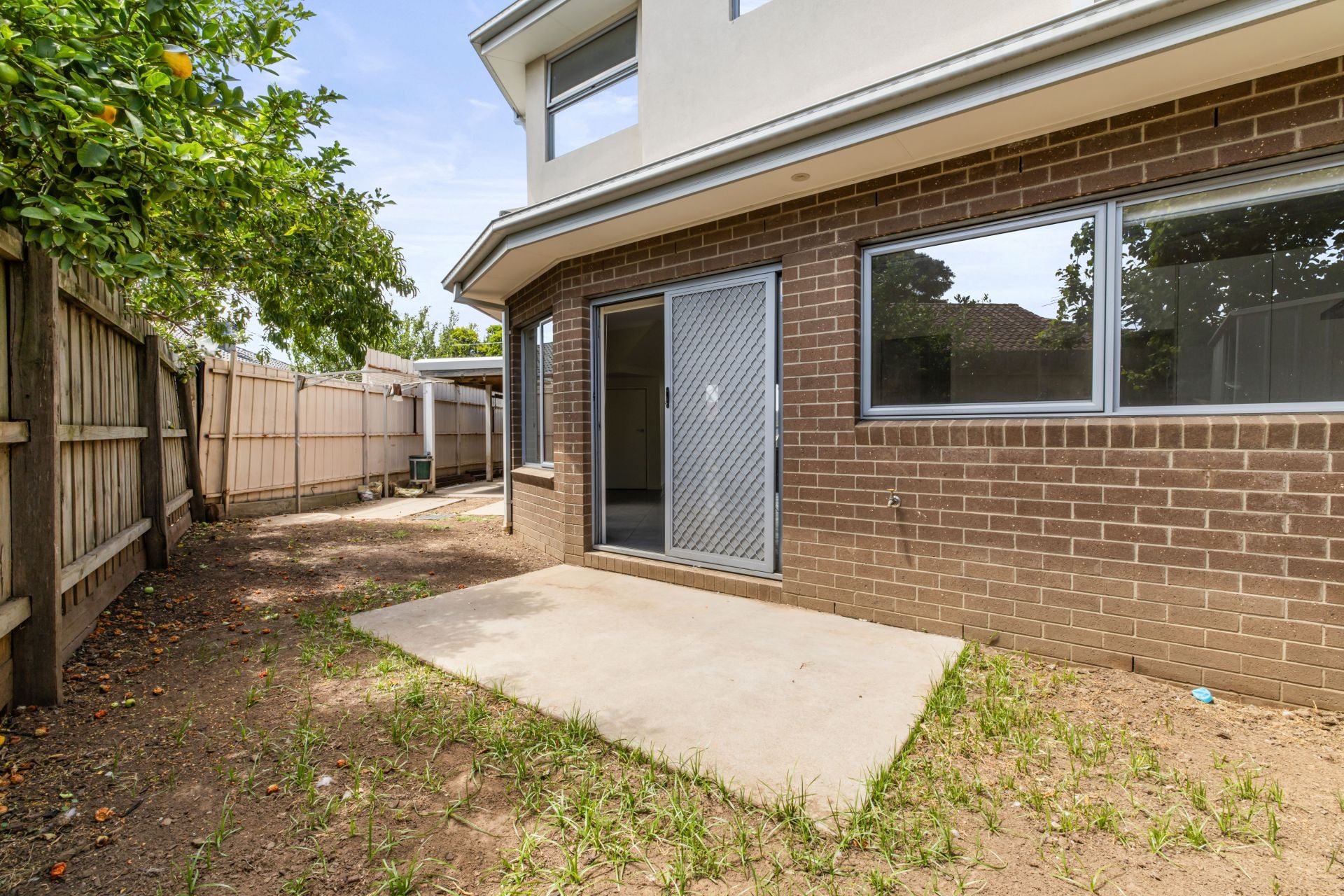 Spacious, Stylish And In Such A Central Location!