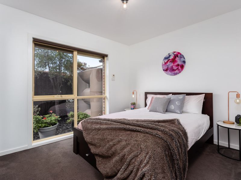 2/7 Armstrong Street, Laverton - Thumbnail 6
