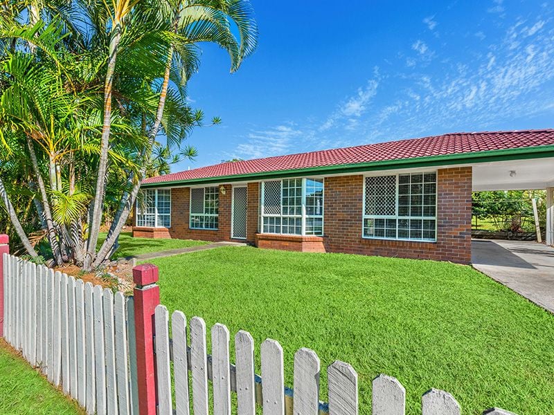 4 Maple Street WAVELL HEIGHTS QLD