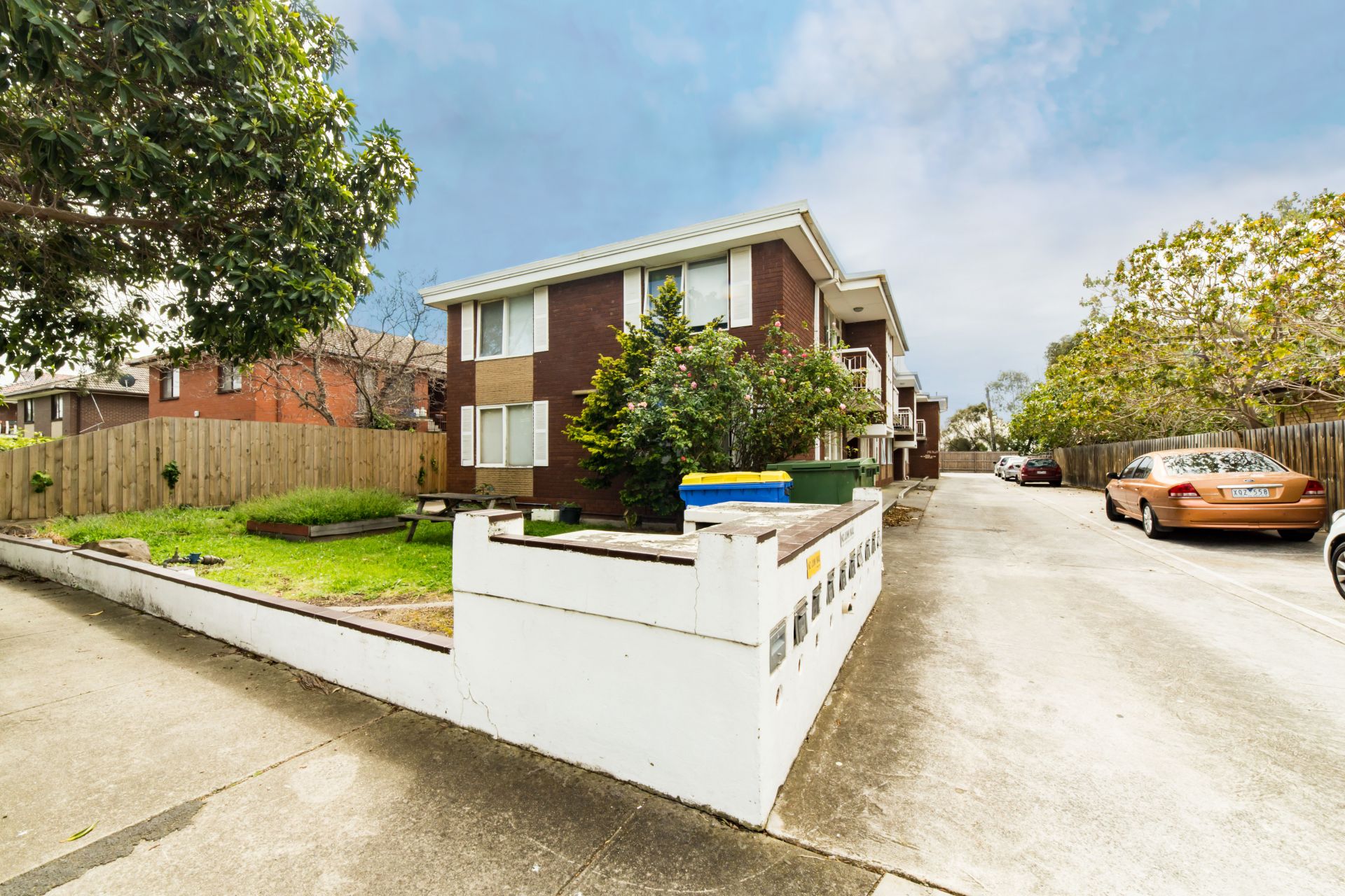 1/24 Eldridge Street, Footscray - Thumbnail 2