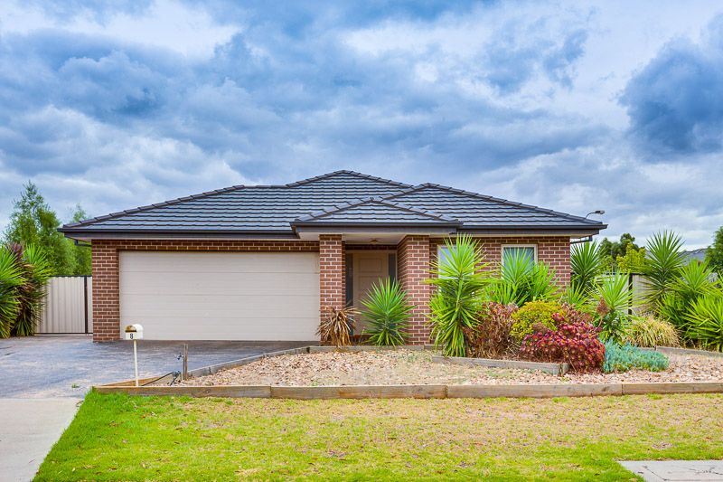 8 Ethan Street, Bacchus Marsh - Thumbnail 2
