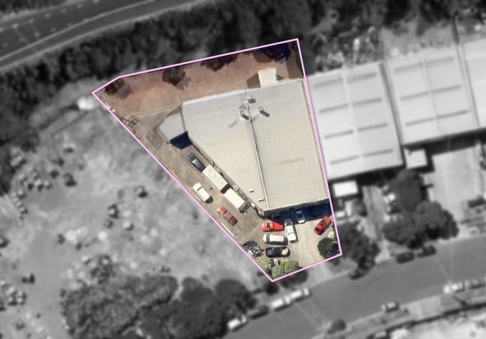 WAREHOUSE with HARDSTAND