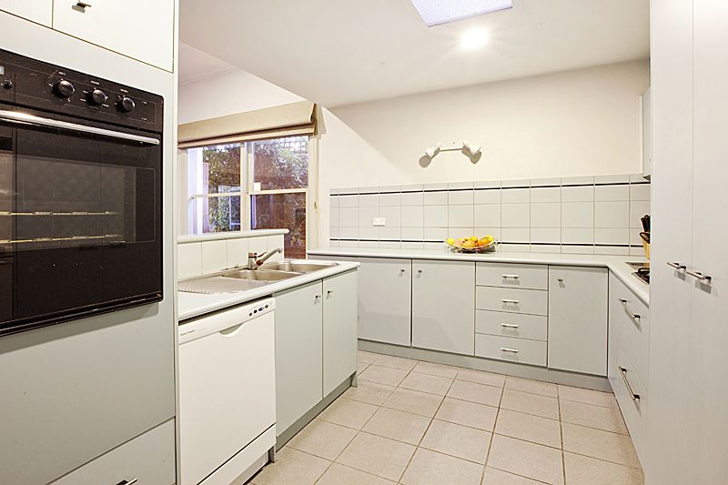 6 Hugh Street, Hawthorn East - Thumbnail 5