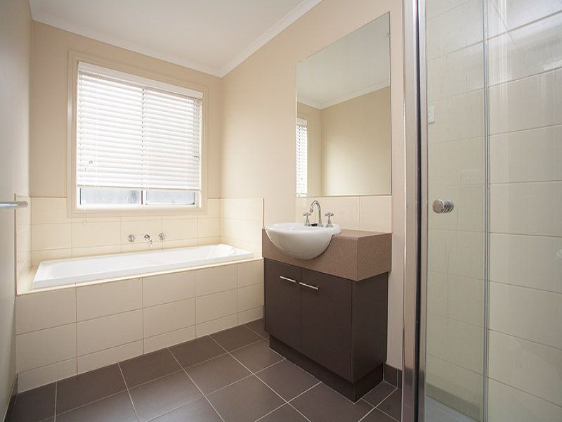 51 Dargy Amble, Point Cook - Thumbnail 5