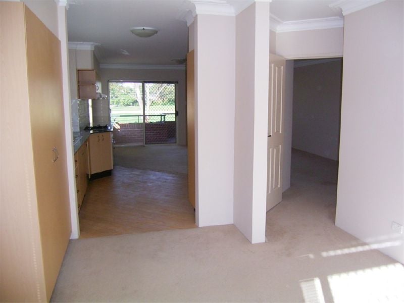 210 Willarong Road, Caringbah - Thumbnail 3